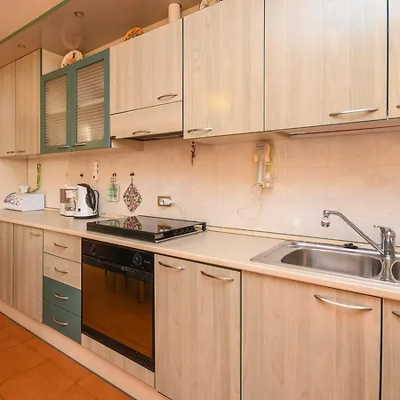Violet Sky Apartment Sirmione